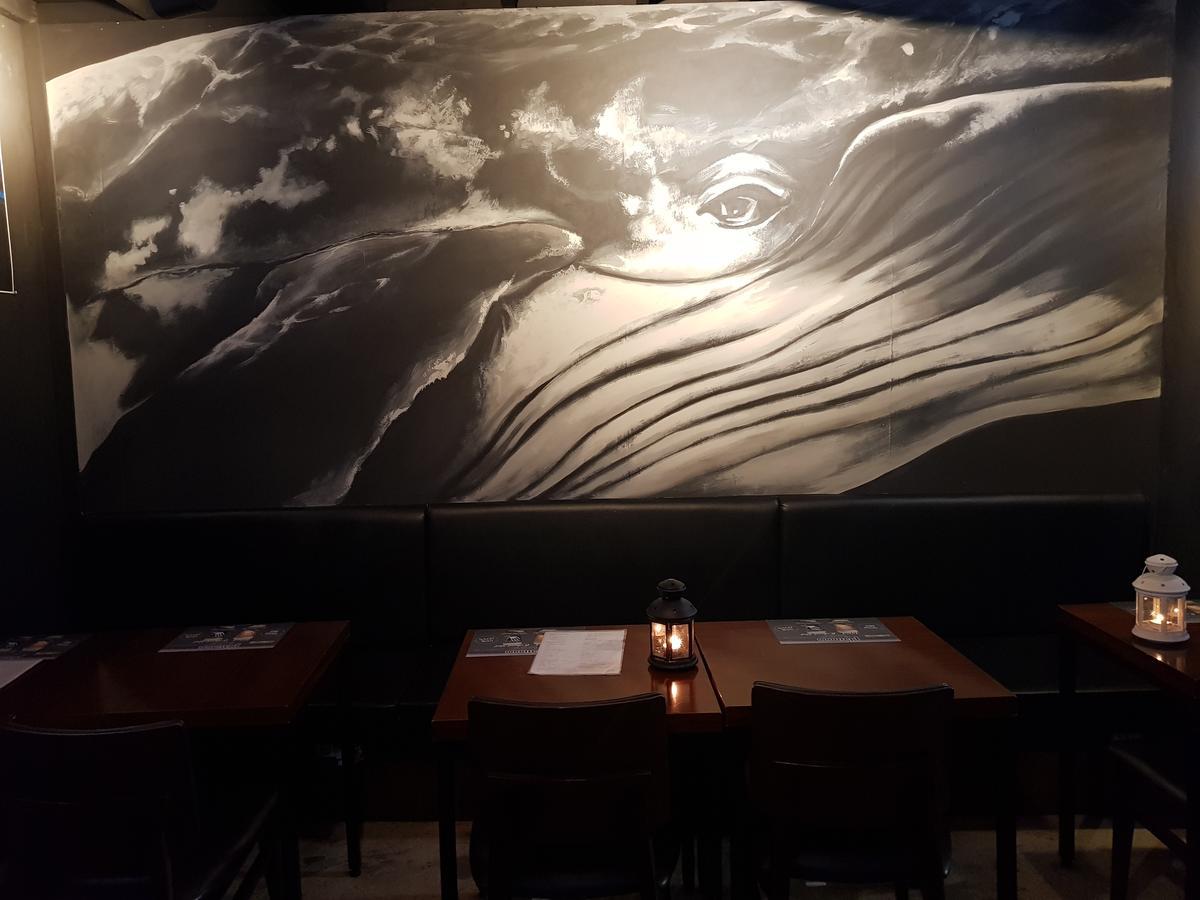Jinho'S Black Whale Guest House & Bar Сеул Экстерьер фото