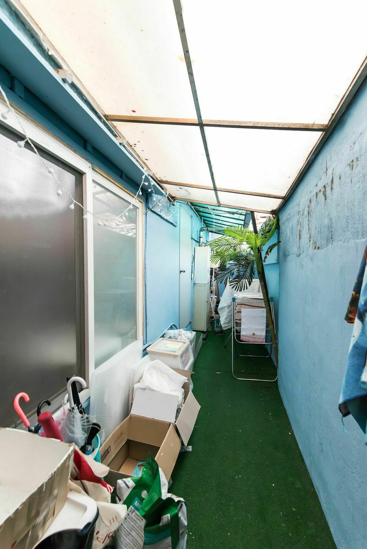 Jinho'S Black Whale Guest House & Bar Сеул Экстерьер фото